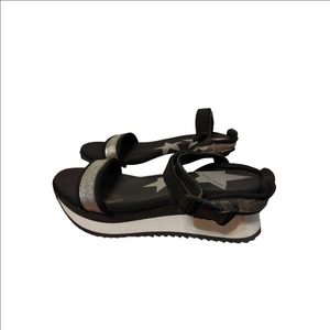 Dirty Laundry Sandals Size 8